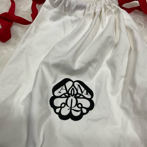 Double sided Alexander McQueen White Bag with Red Accents - Picture 2 of 8
